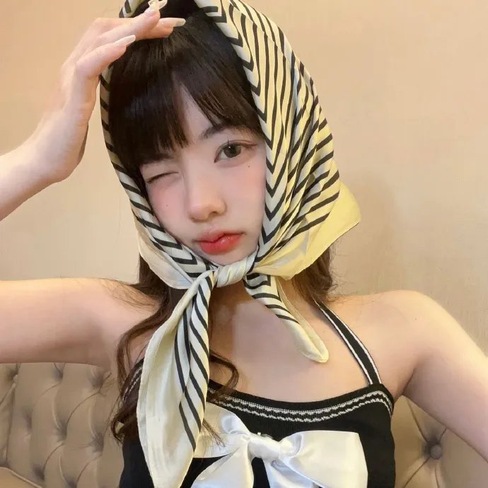 举起手来